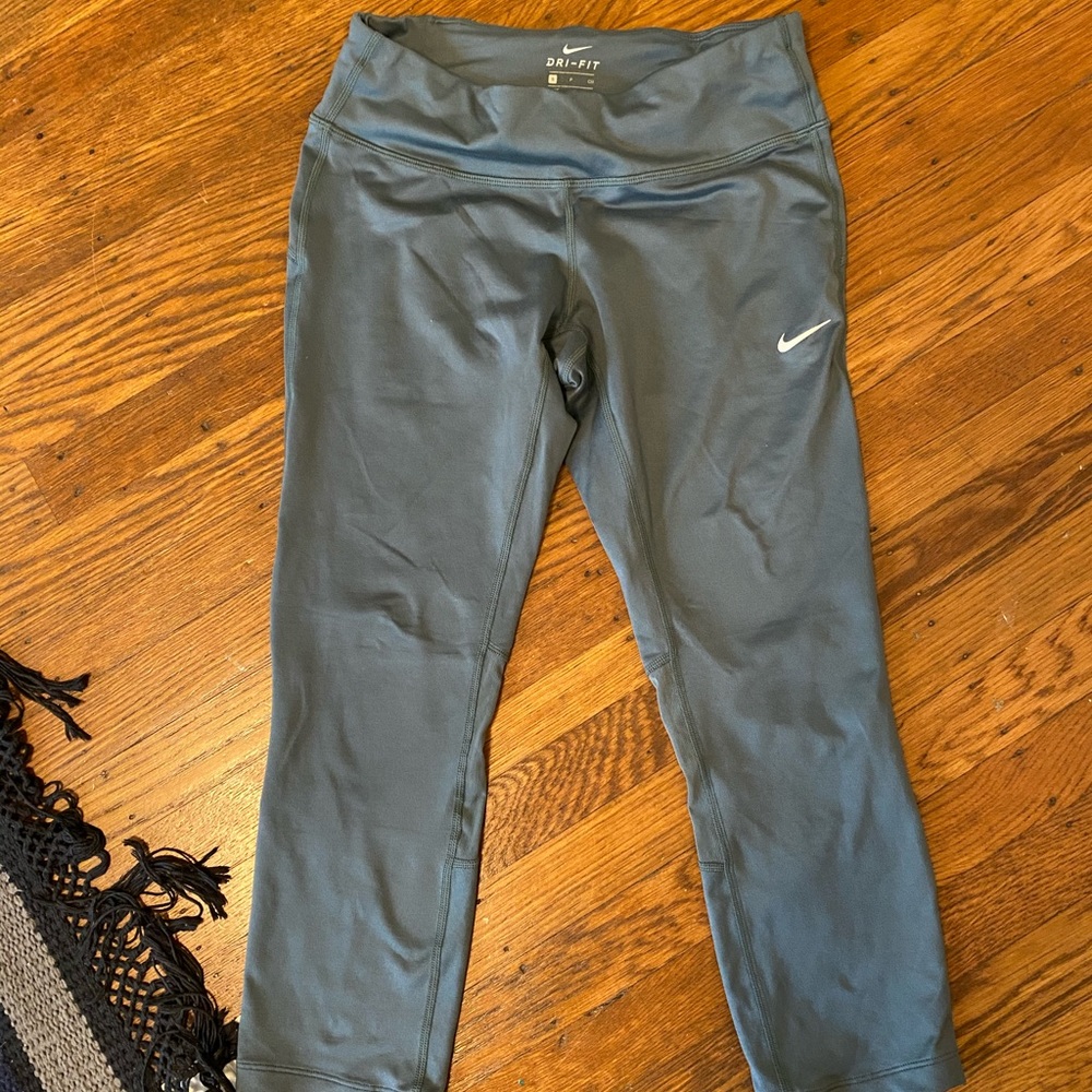 Nike leggings